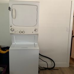 Kenmore Washer/dryer Stack 