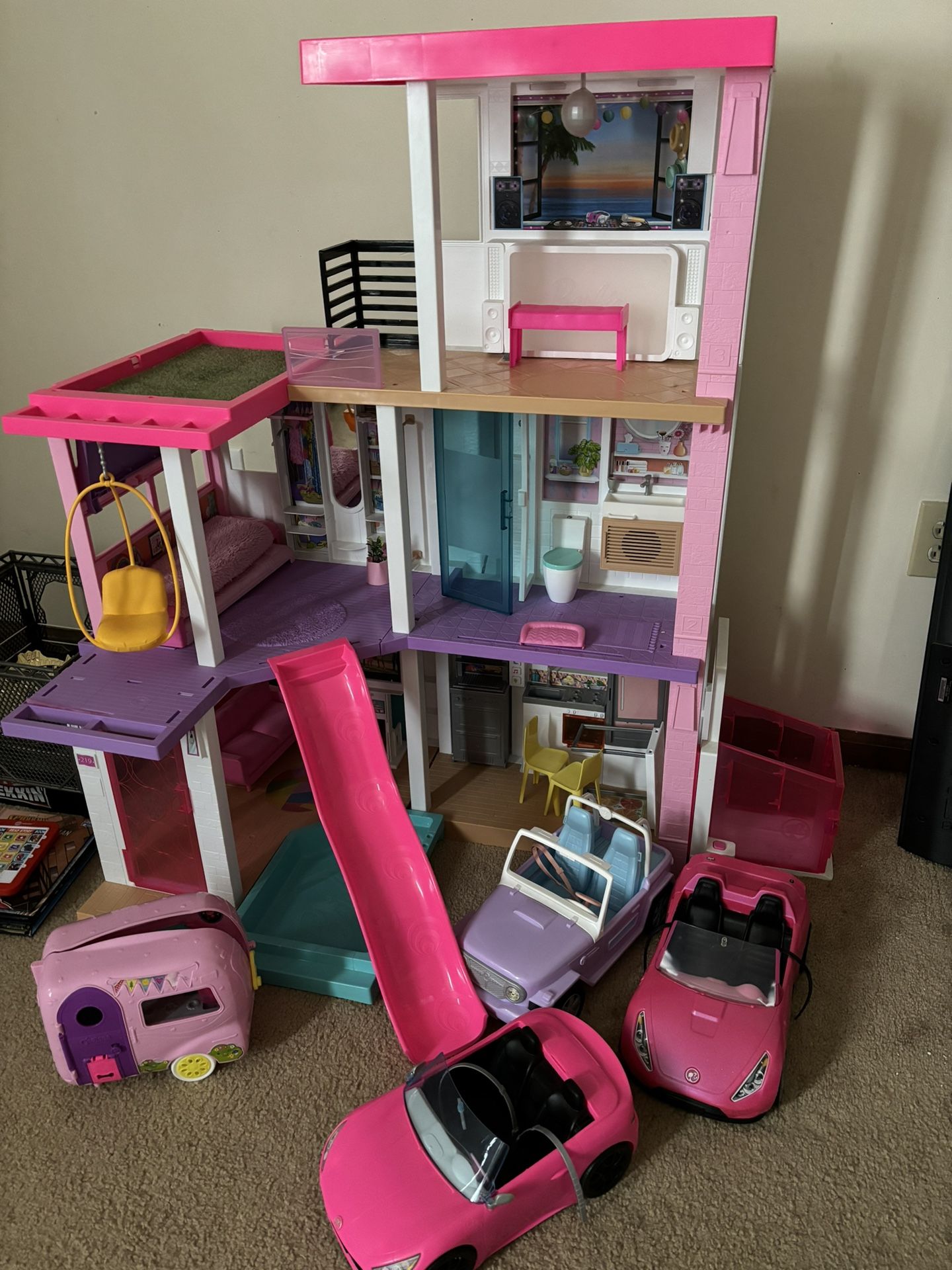 Barbie Dream House + Camper + Cars 