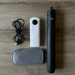 Ricoh Theta SC2 w/Tripod