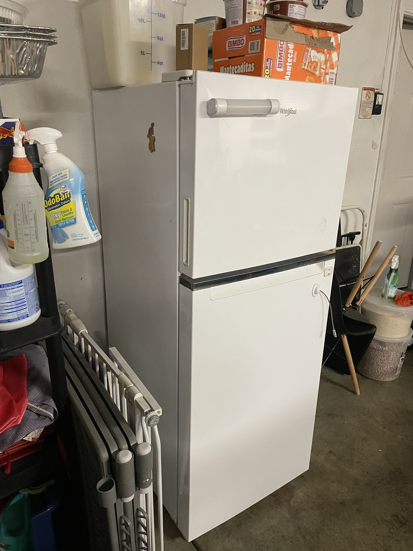 Refrigerator 
