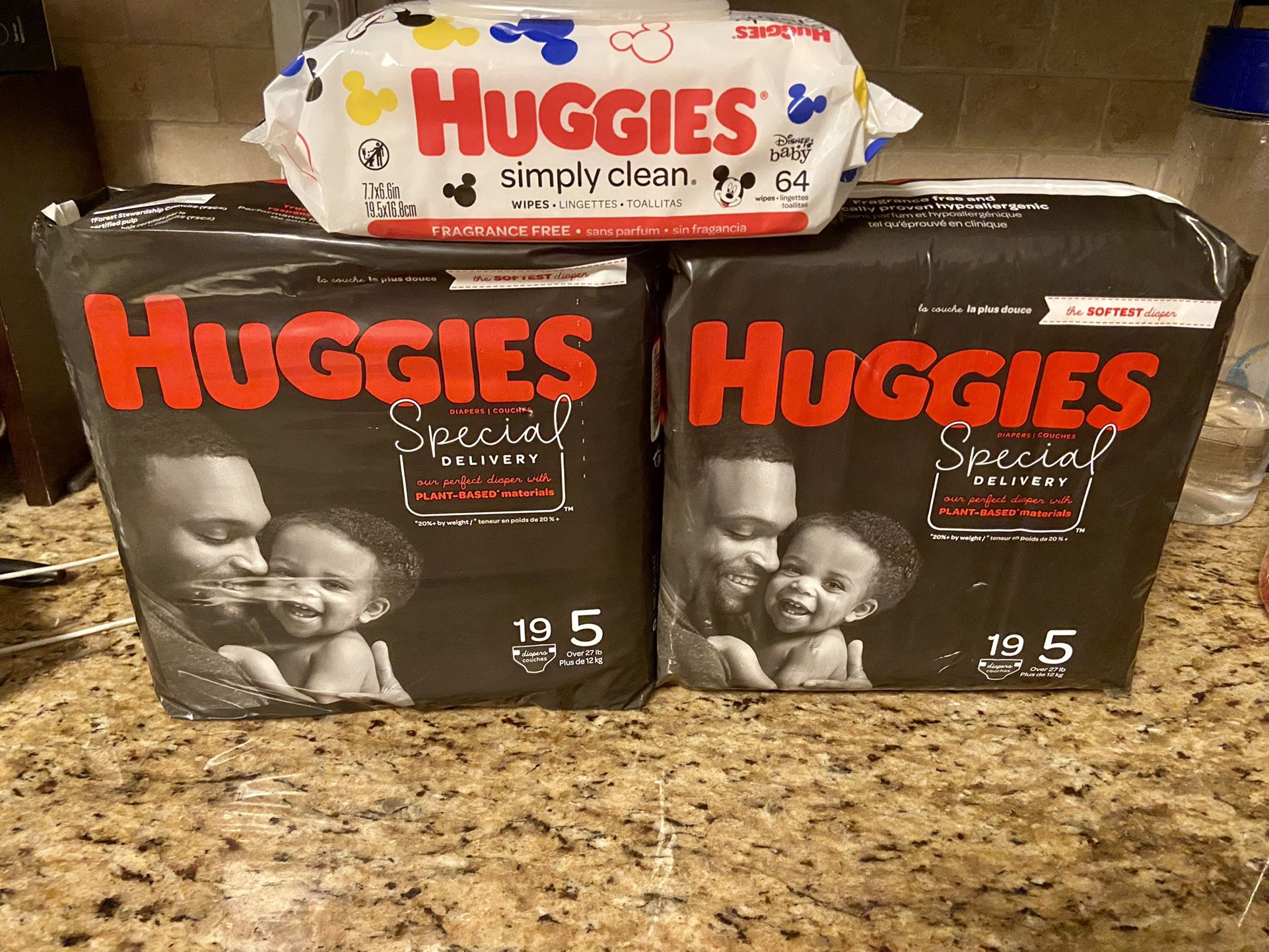 Set of 2 huggies special delivery SIZE 5 diapers•19ct•w 1 pack wipes•64ct•all for $20