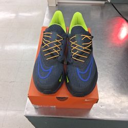 NIKE AIR ZOOM PEGASUS FLYEASE SIZE 12  $68