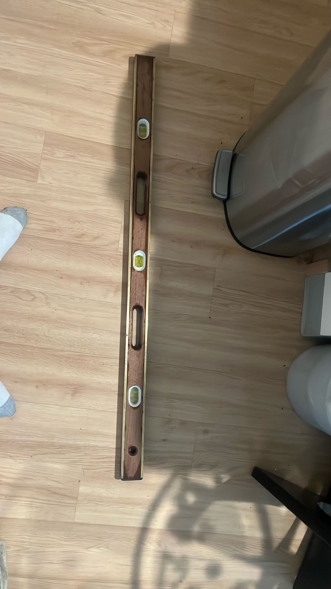 Johnson 4 Foot Box Level(wood)