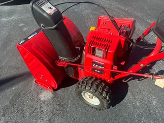 Troy-Bilt 7524 Storm Electric Start Snowblower 7.5hp w/24” Clearing Width. Good Working Condition