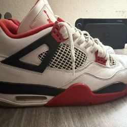 Jordan 4 Fire Reds 