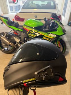 Shoei rf1400 motorcycle helmet