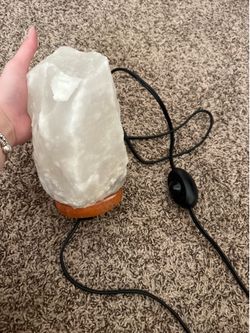 Salt lamp light
