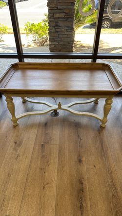 Pottery barn, coffee table very cute
