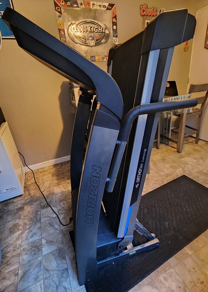 Horizon Treadmill