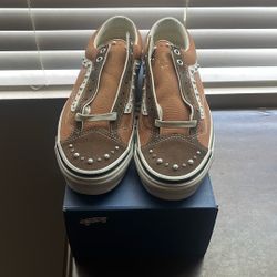 Pearlized Old School Vans 