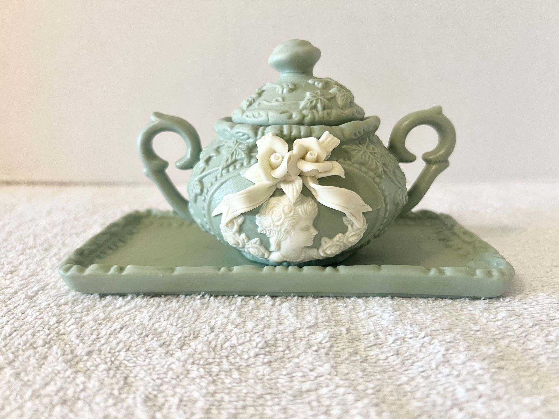 VTG Decorative Jasperware