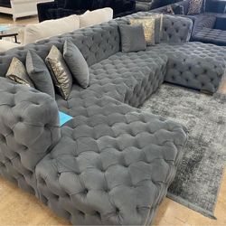 Tufted U Shaped Sectional Ready For Delivery 39$ Down 