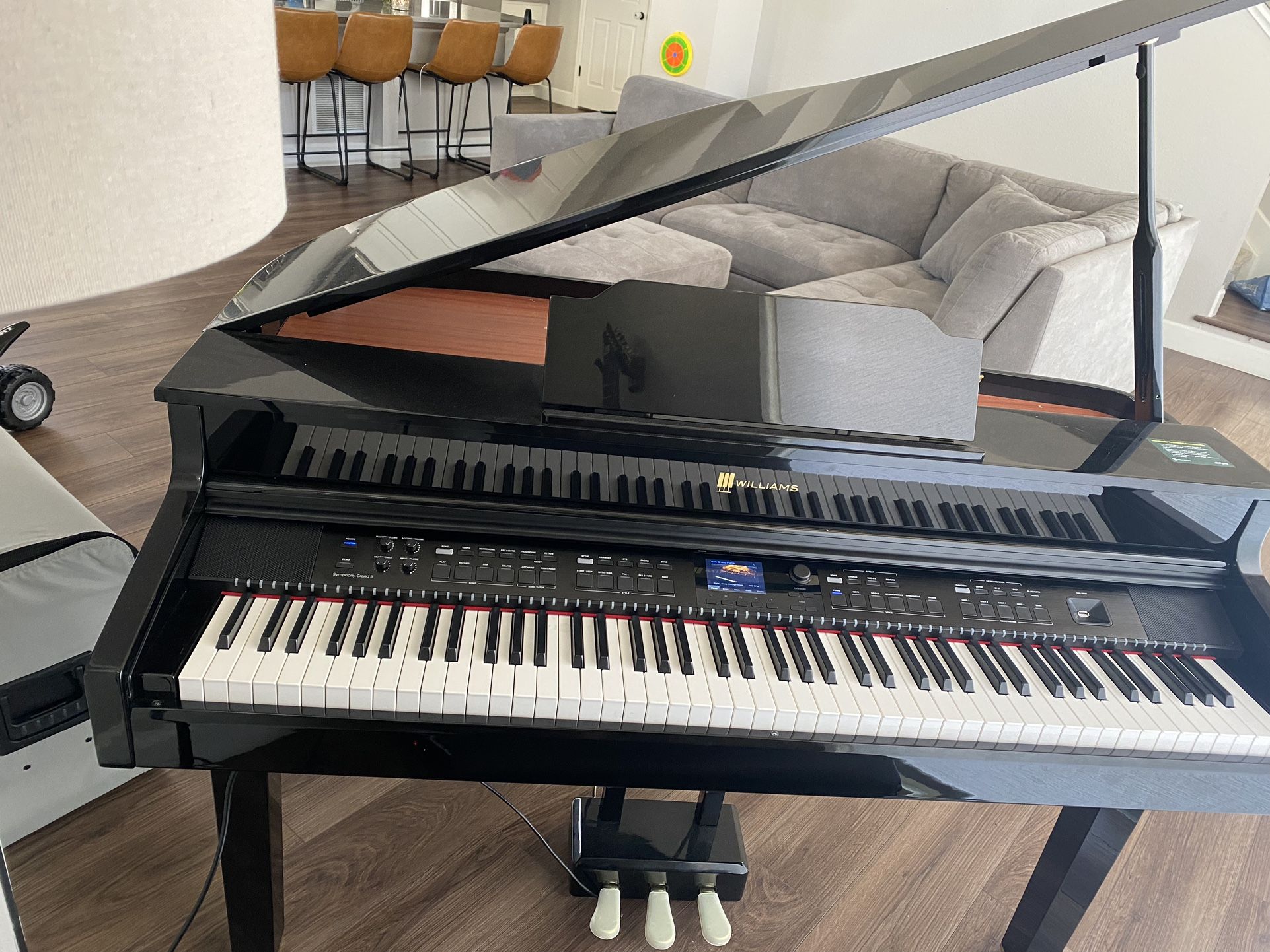 Symphony Grand Piano