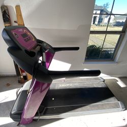 Commercial Treadmill From Planet Fitness!