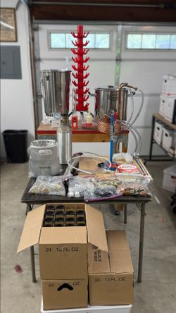 Complete Home Brew-to-Bottle Beer & Beverage Kit -- EUC!