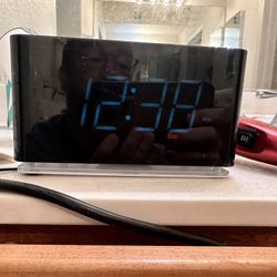 Emerson Alarm Clock 