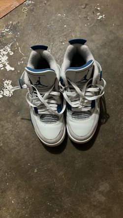 Jordan 4 military blue