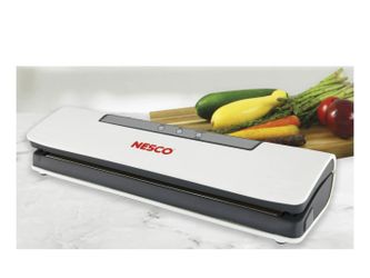 NIB Nesco Classic Vacuum Sealer Storage - Bags Included - White