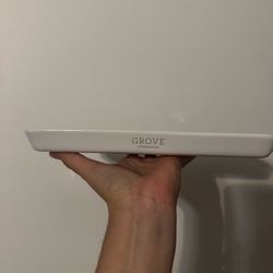 White tray