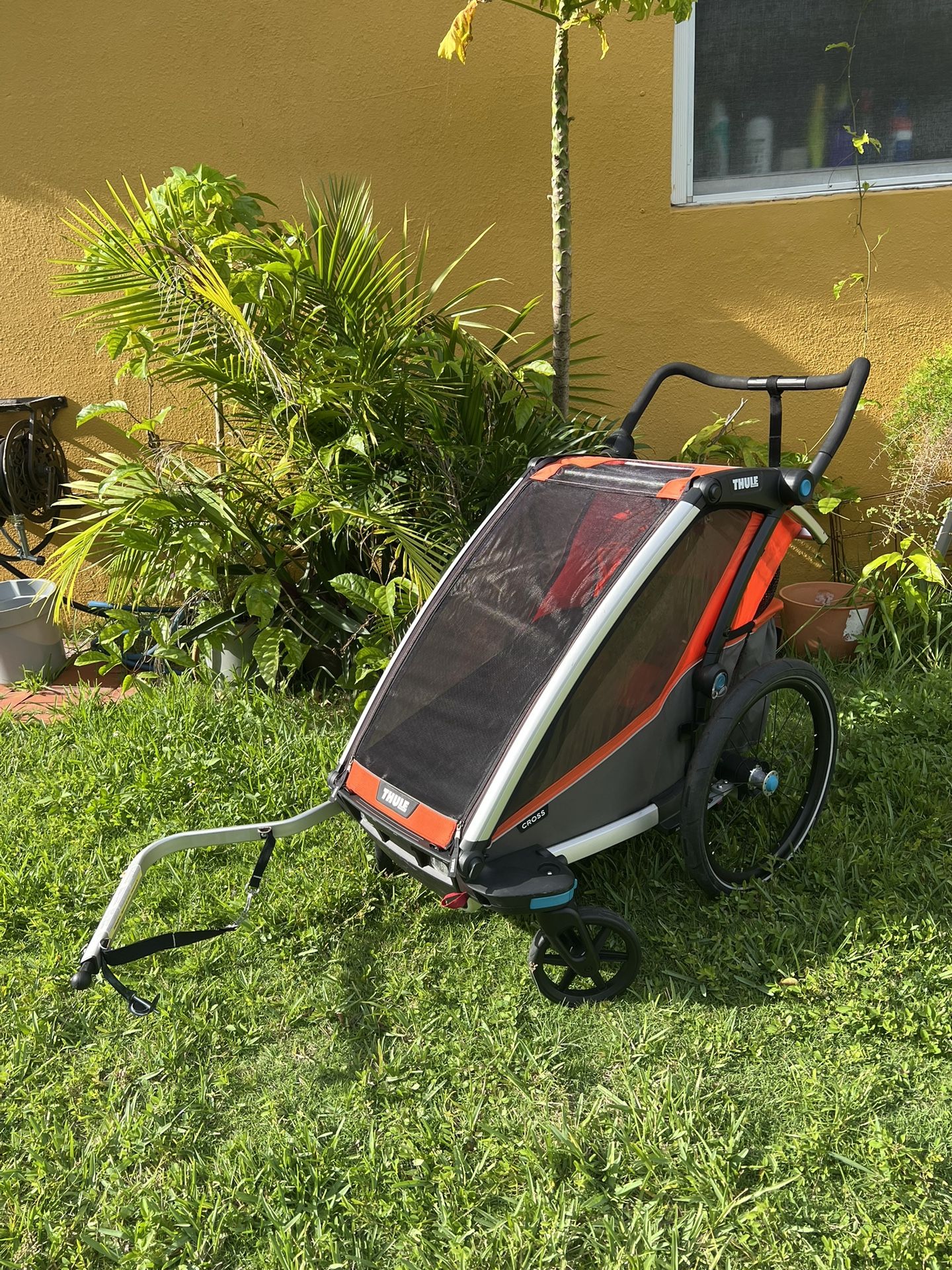 Single THULE CROSS Multisport Kids Bicycle Trailer & stroller in one