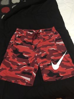 Nike Camo xl shorts