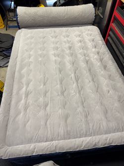 Air mattress queen