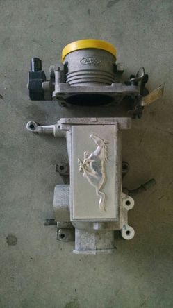 2000 mustang gt oem 4.6 throttle body