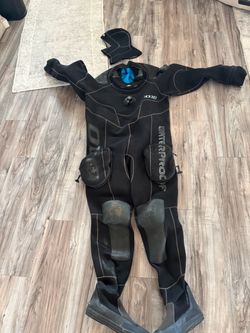 Dry suit: waterproof d10