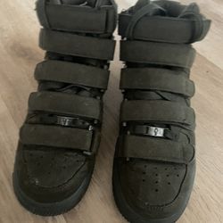 Limited edition, Billie Eilish high top Air Force ones dark green