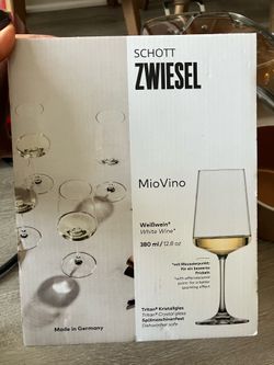 Brand new set of wine glasses