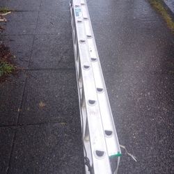 20ft Aluminum Extension Ladder 