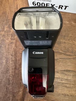 Canon 600EX RT speedlite