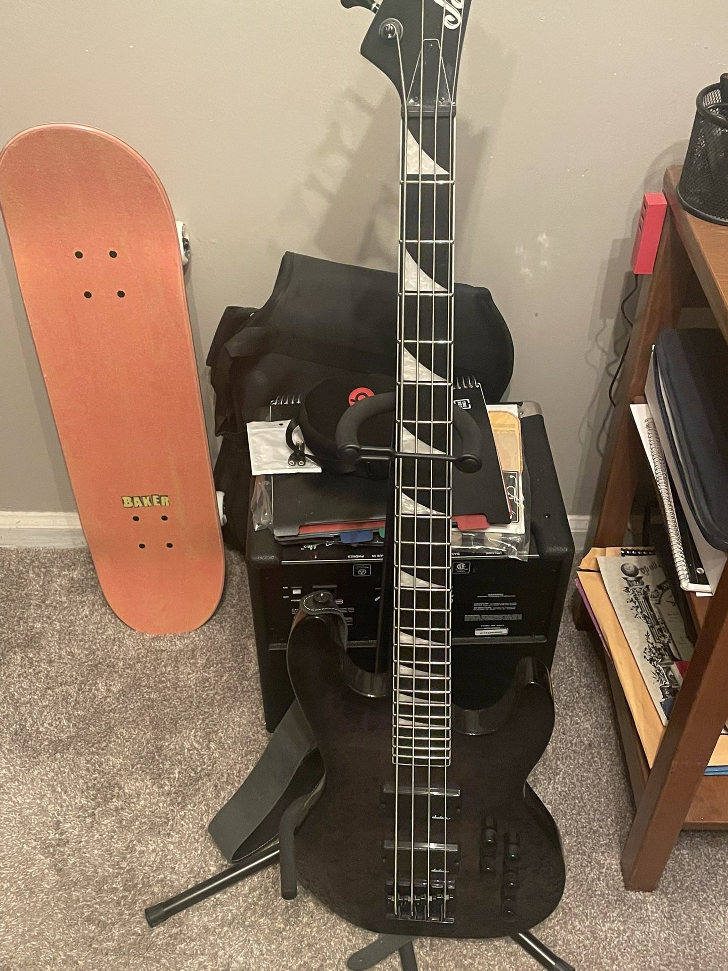 Jackson Bass Never Used With Amp-case