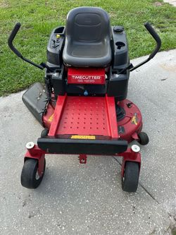 Toro zero turn mower