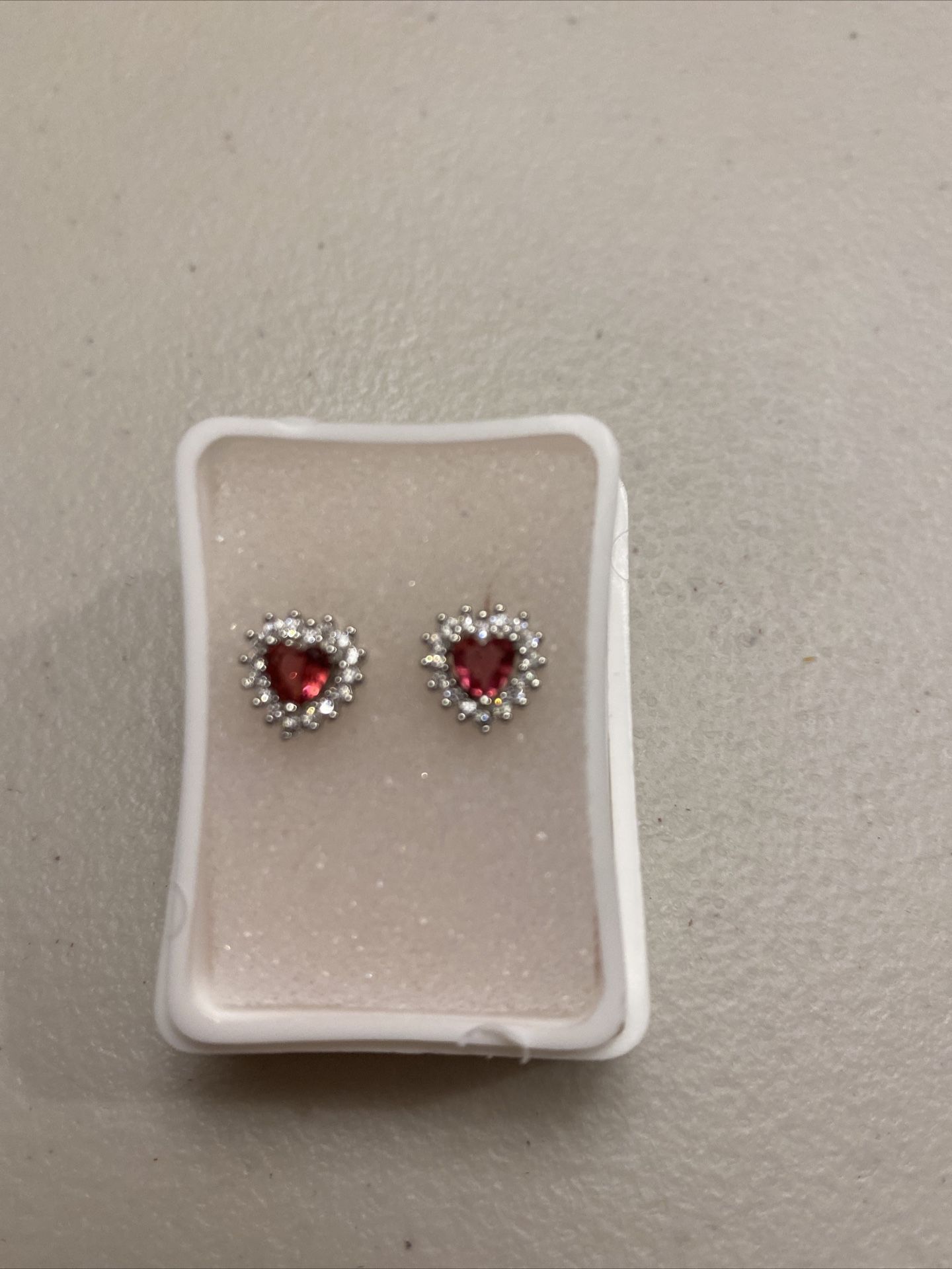 Earring Shape Heart 925 Fine Silver With Red Stone New