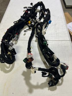 BRAND NEW Ford OEM wiring assembly (JL1Z-144 01-H) fits Ford Expedition year models 2018 and 2019
