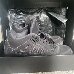 Jordan 4 Black Cats