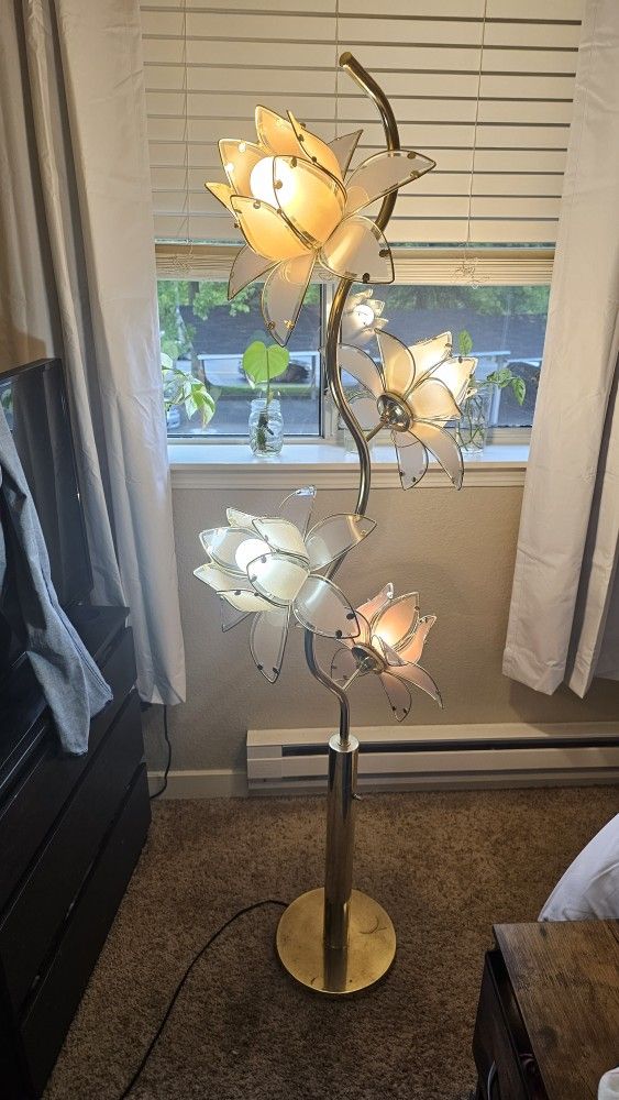 60s Vintage Lotus Lamp