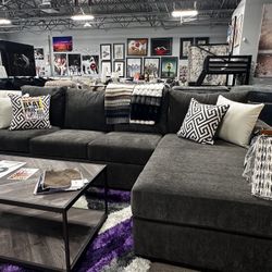 Lovely Sectional! ✅📲🚨 $1,499! Easy Financing! 