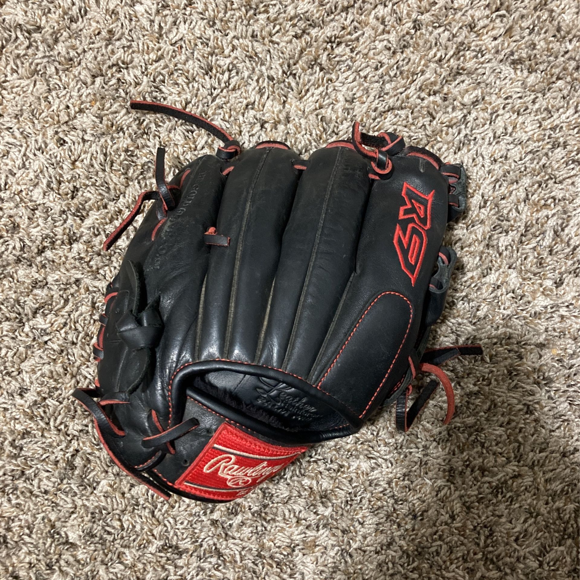 Rawlings R9 Series Baseball Glove 11’