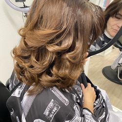 Cortes De Cabello Mujeres/mujeres Y Niños 