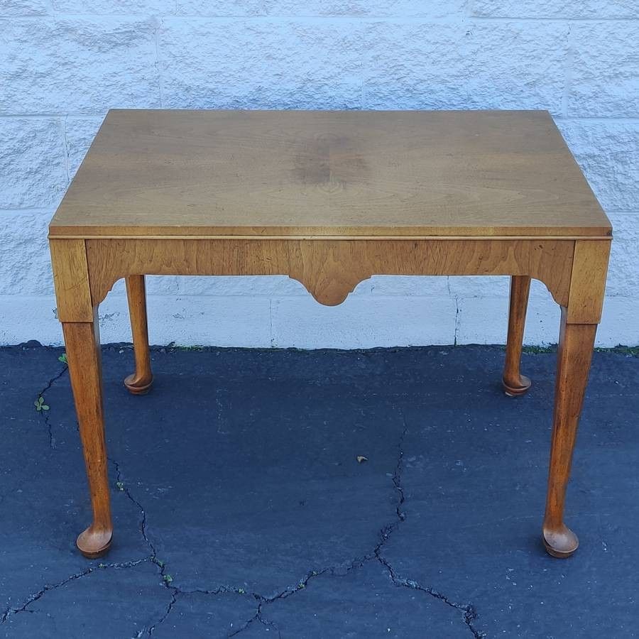 Vintage Console Coffee Tea Side Table Queen Anne Style