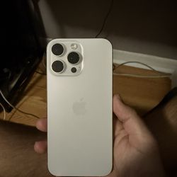 iPhone 16 Pro Max – White Titanium – 512GB – Unlocked – Excellent Condition