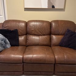 Lay-Z Boy Leather Recliner Couch 