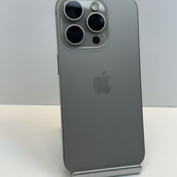 Apple iPhone 15 PRO 128gb. ( Fully Unlocked Device )