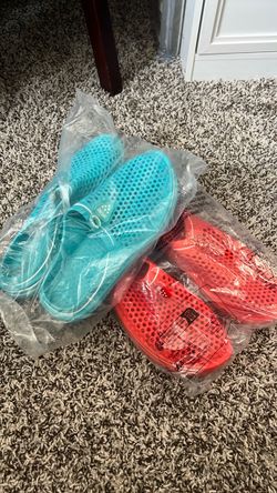 Swim shoes