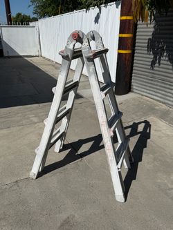 Little Giant Classic 17ft Multi-Position Ladder / Escalera