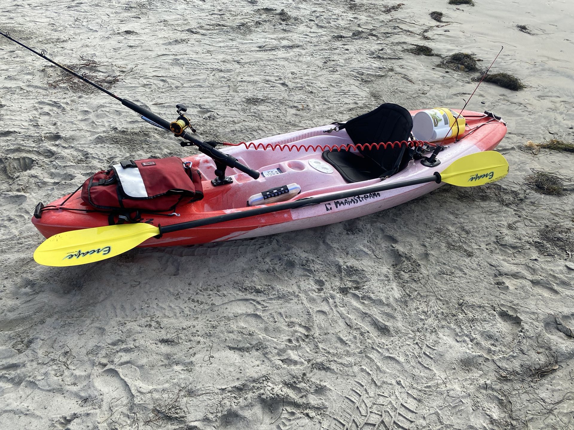 Mainstream Jazz 9.0 Fishing Kayak 