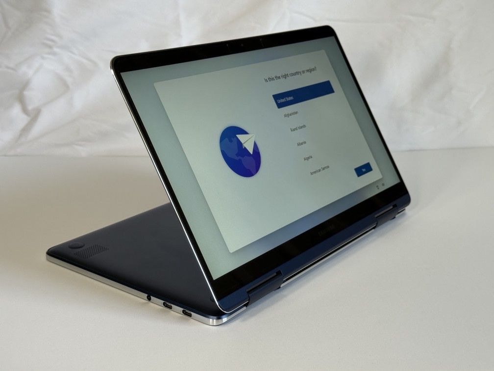 Samsung Laptop 9 Pen 13.3" Touch Display, S Pen Stylus, 65 Watt Charger, Screen Protector, Soft Case