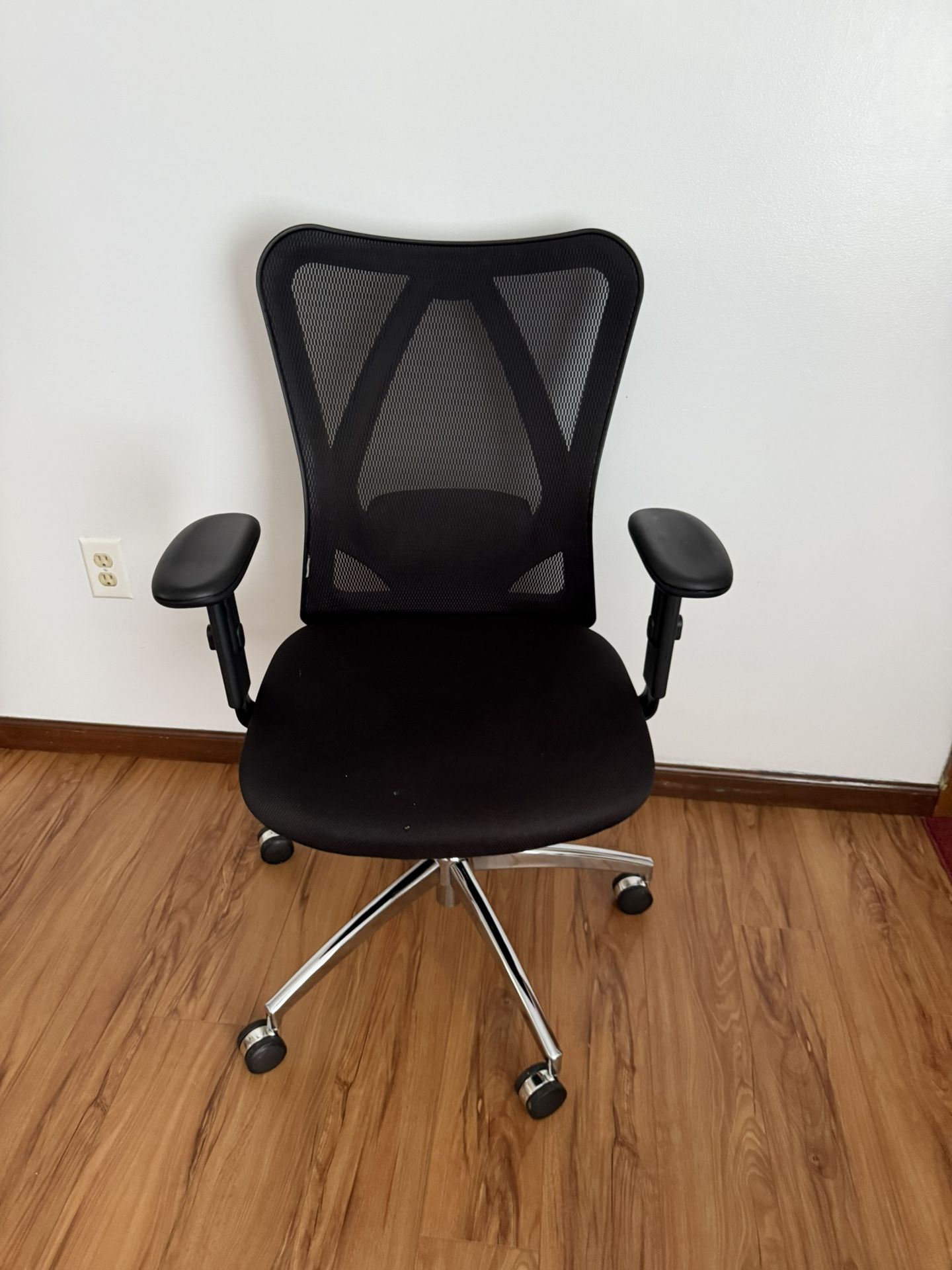 Sihoo M18 Classic Office Chair With Triple Spinal Relief